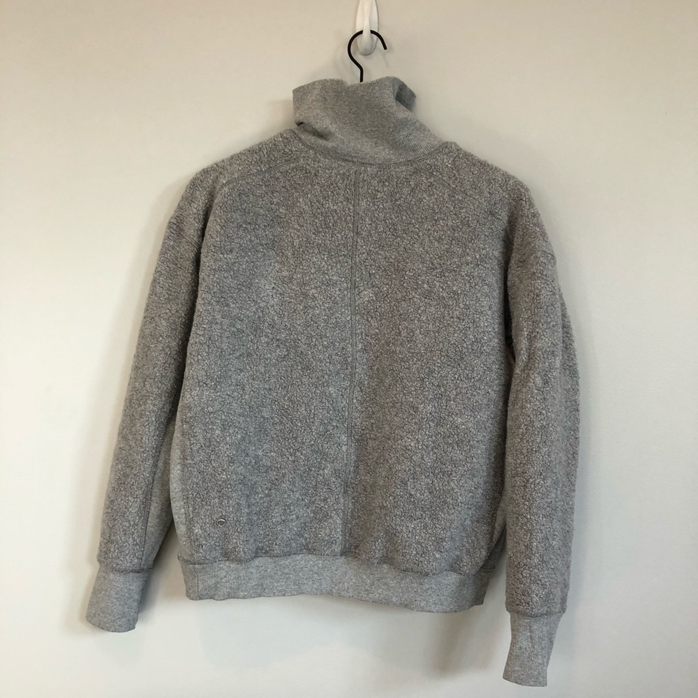 Lululemon Stand Out Sherpa 1/2 Zip - Picture 6 of 11
